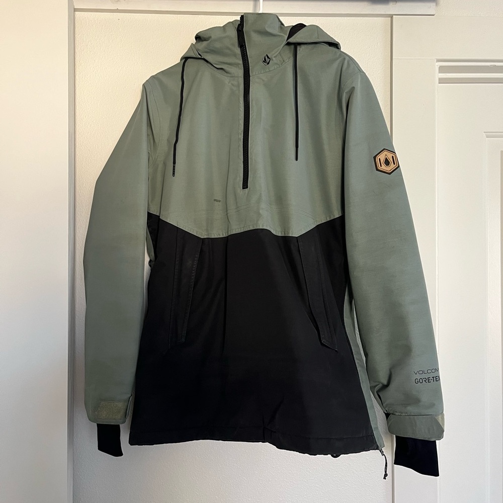 Volcom Women’s Green and Black Anorak Snow Jacket